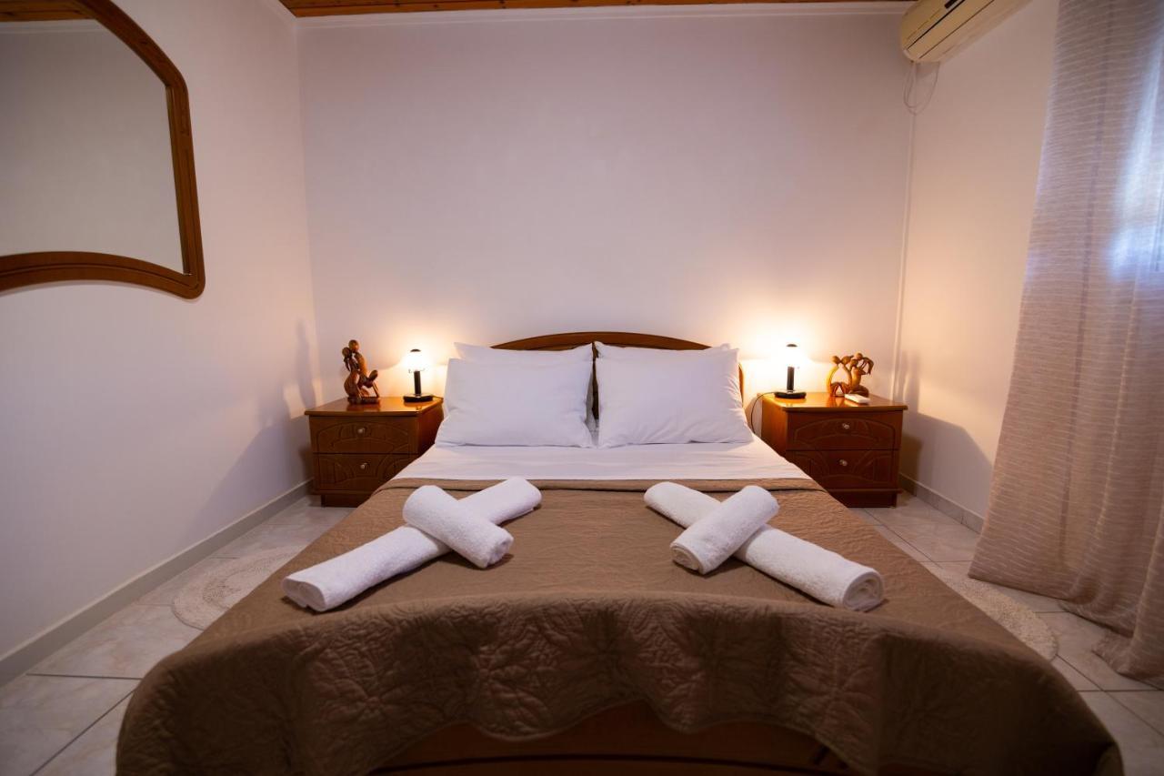 Oceanus Summer House Salamis Bagian luar foto