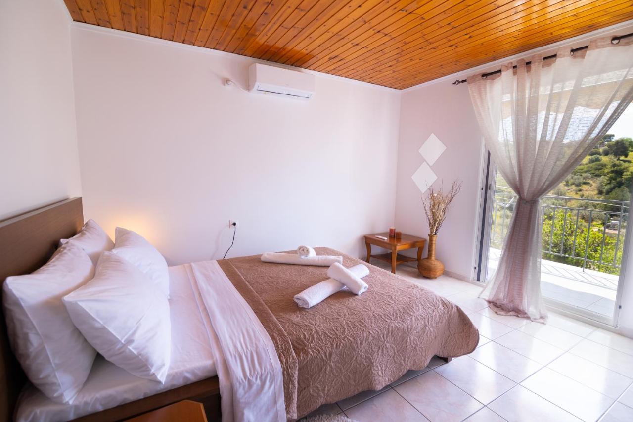 Oceanus Summer House Salamis Bagian luar foto