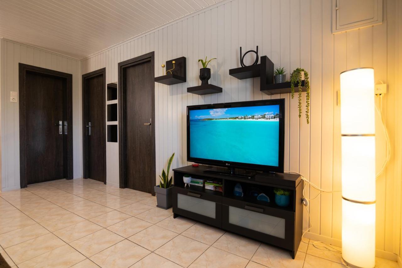 Oceanus Summer House Salamis Bagian luar foto